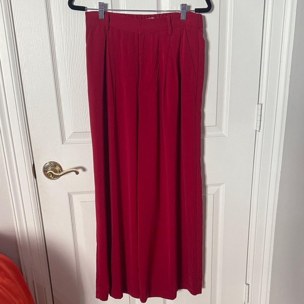 Elegant Red Wide-Leg Pants stretch waist size medium